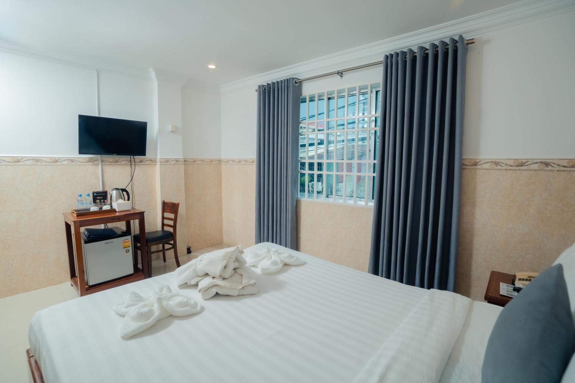 פנום פן White Corner Hotel מראה חיצוני תמונה