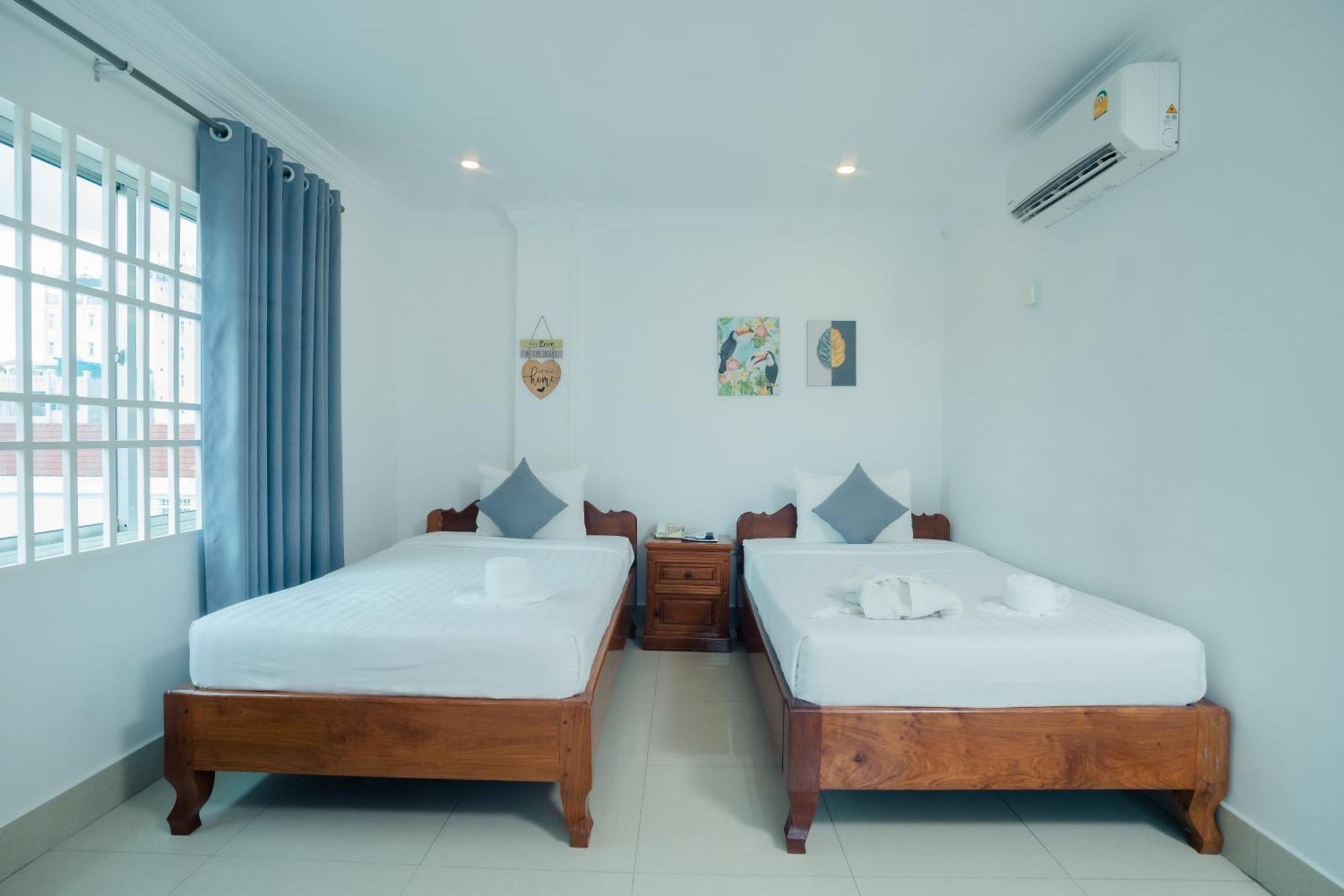 פנום פן White Corner Hotel מראה חיצוני תמונה